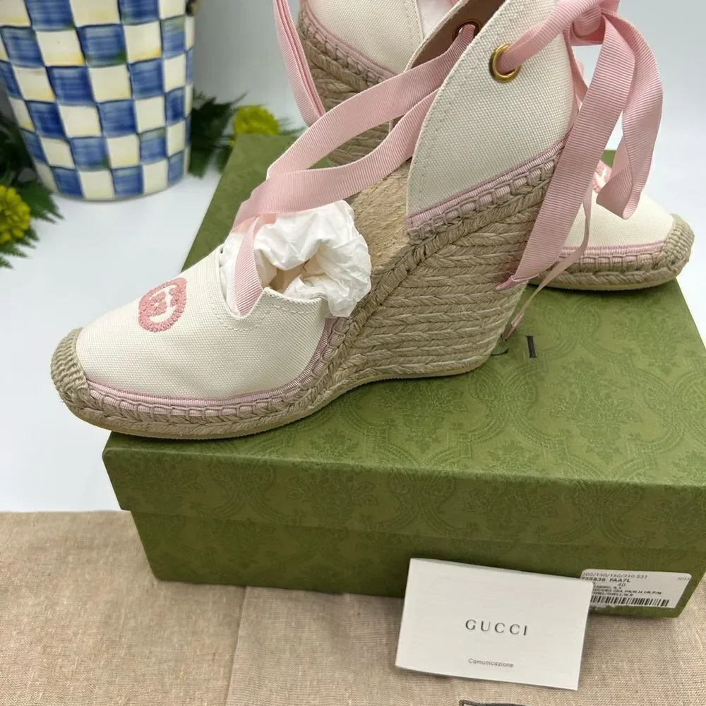 Women’s Gucci canvas GG wedge espadrilles size 40 made in Italy